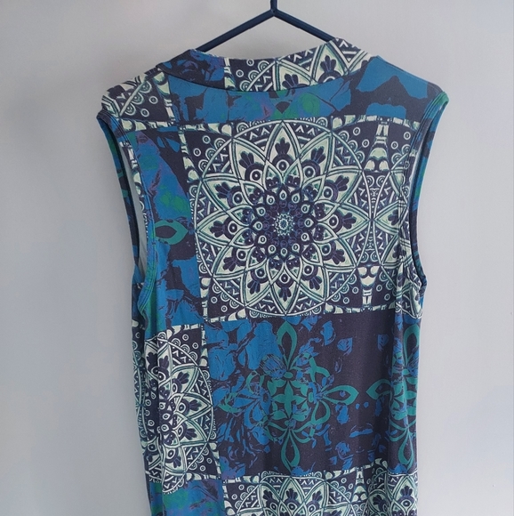 Patterned long top - Picture 3 of 6